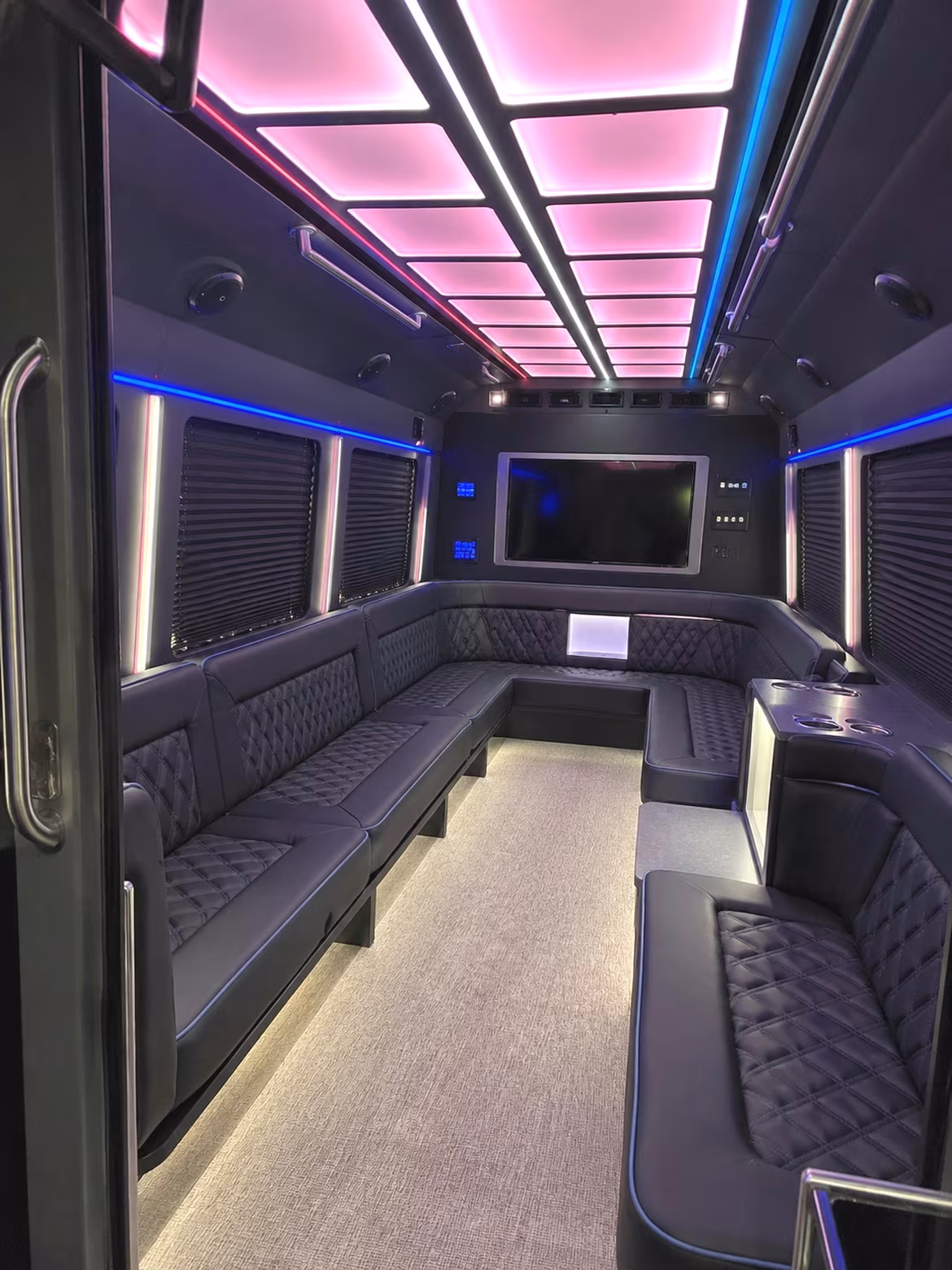 Bloomfield Homecoming & Prom Party Bus Rentals