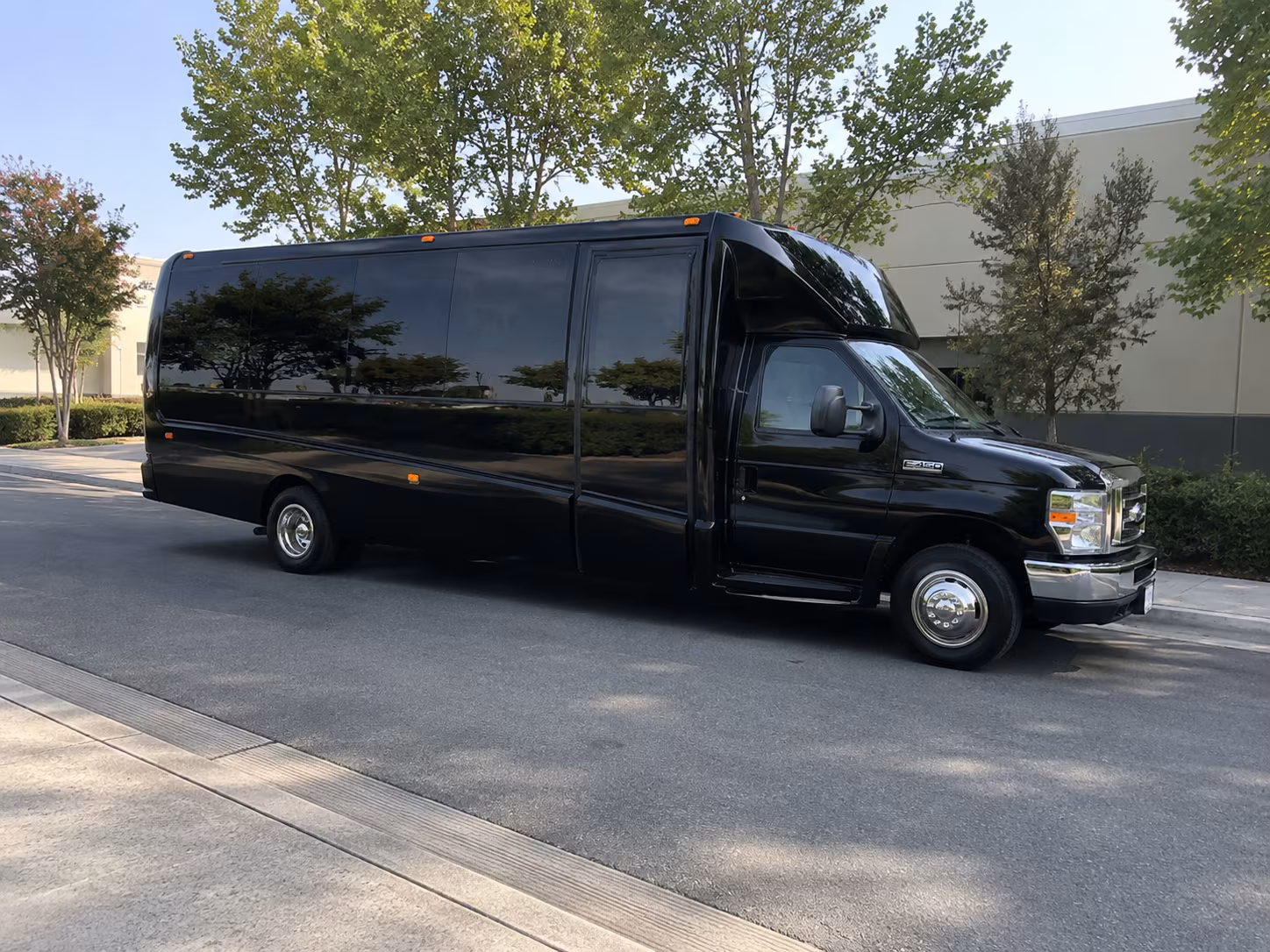 Newark Birthday, Sweet 16, & Quinceañera Transportation party bus exterior