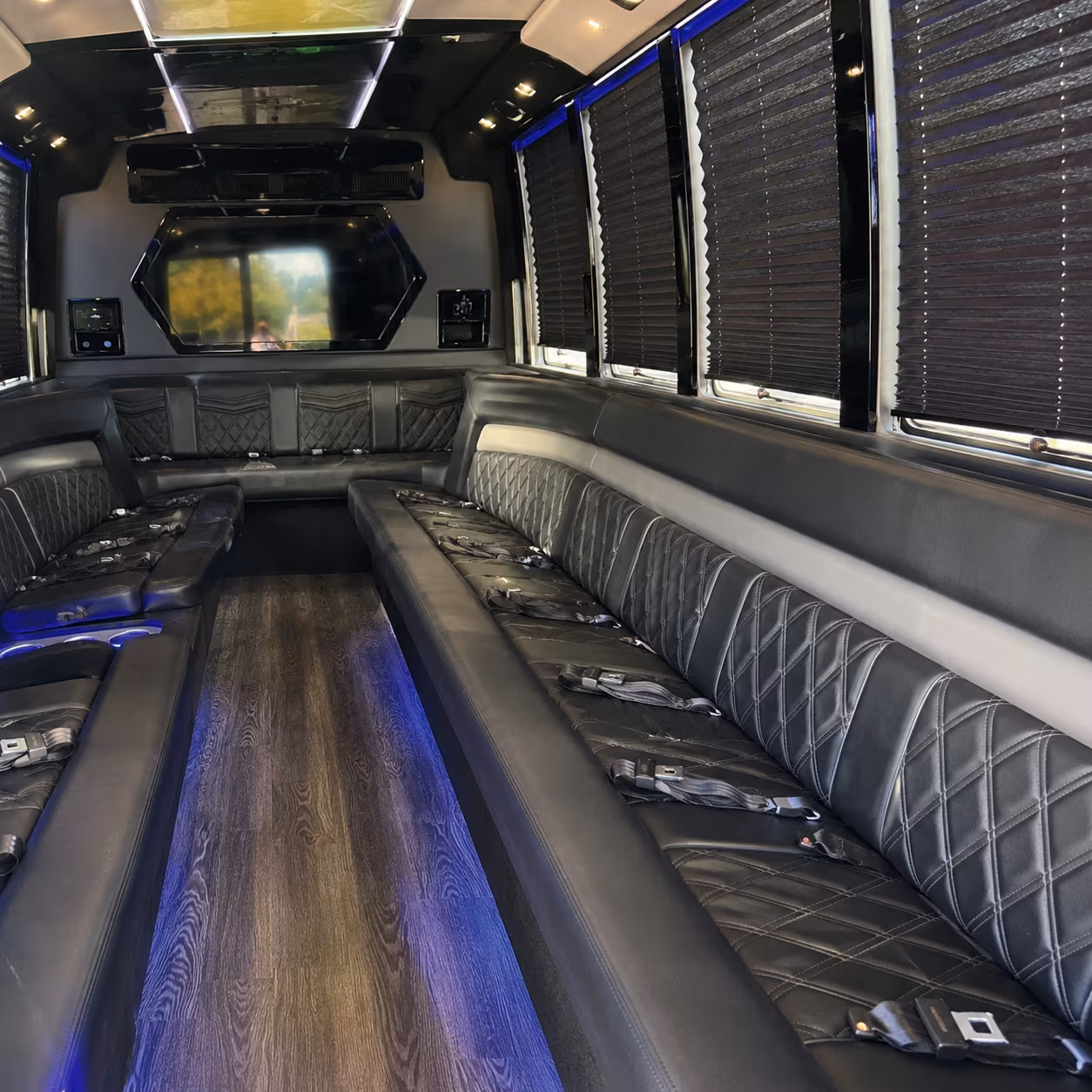 Newark Birthday, Sweet 16, & Quinceañera Transportation pickup coordination