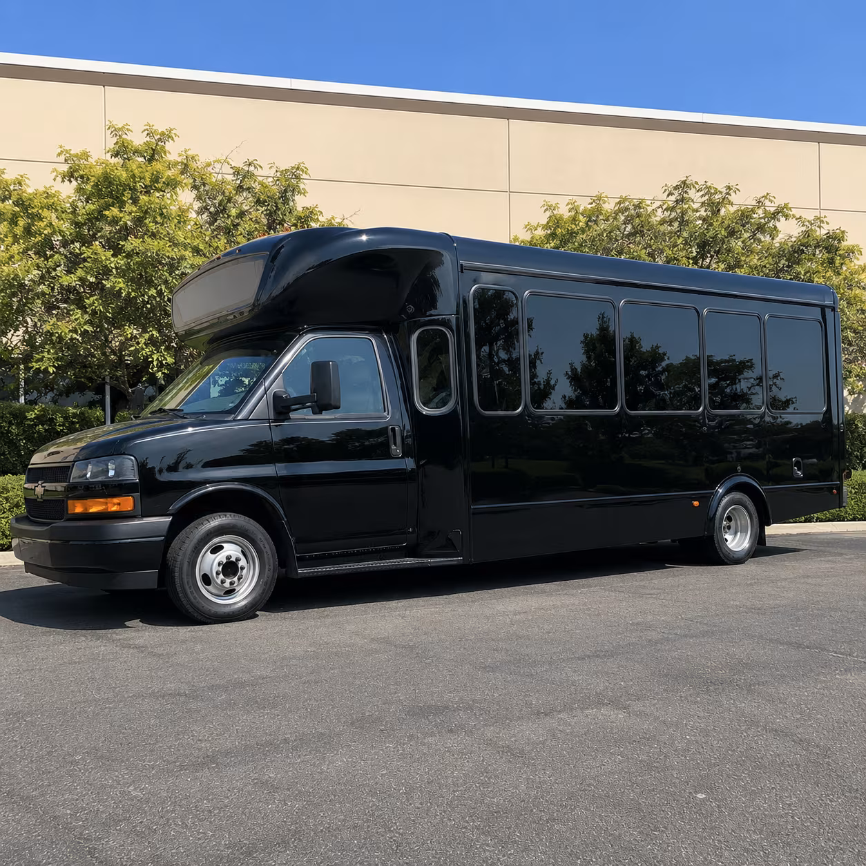 Newark Homecoming & Prom Party Bus Rentals