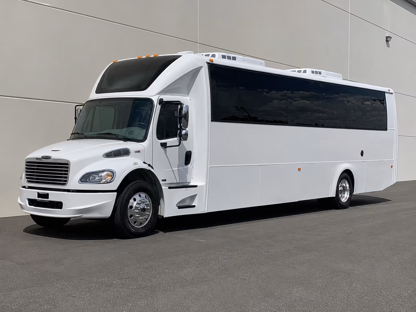 Newark Winery Tour & Pub Crawl Transportation party bus interior